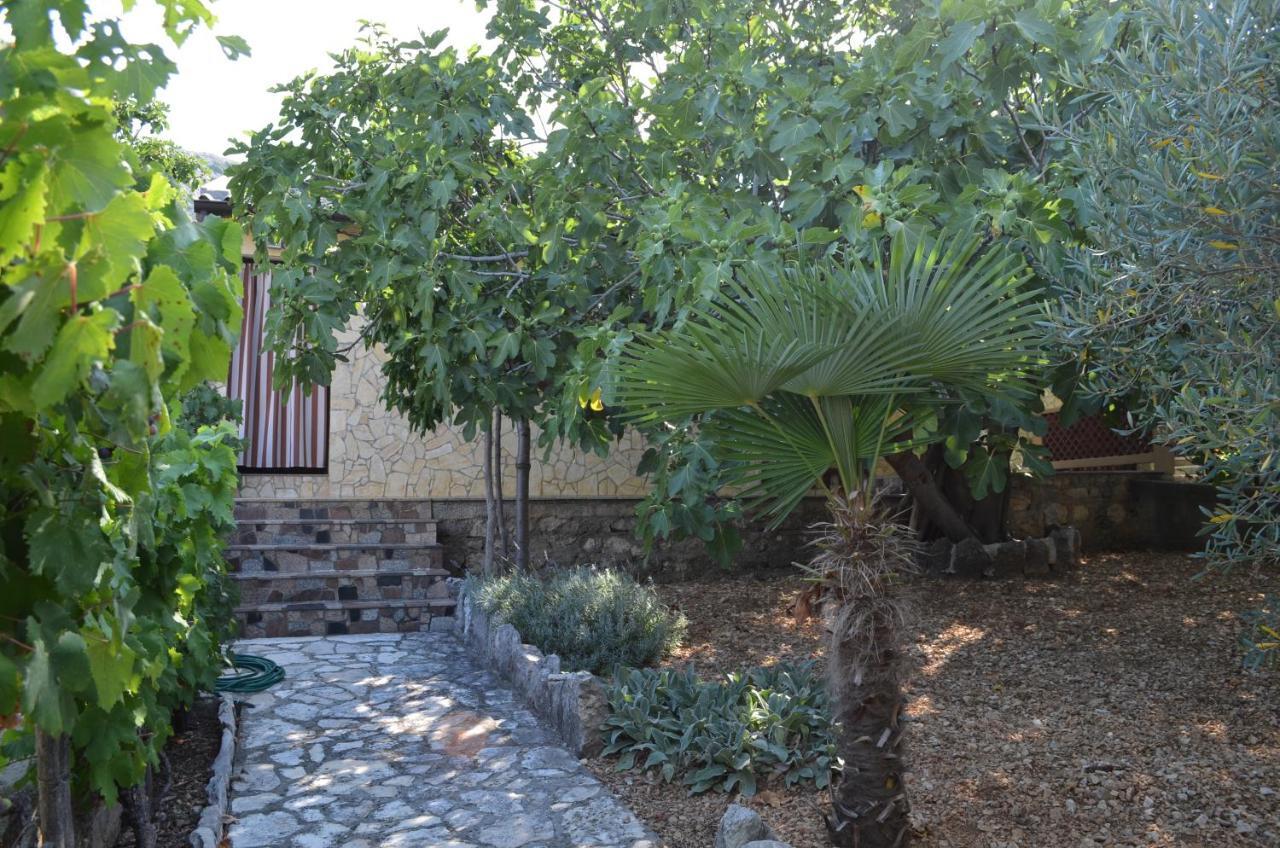 Holiday Home Garina Draga Bašćanska Exterior foto